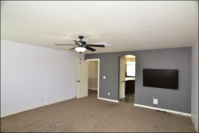 Building Photo - 13239 Emerald Isle St