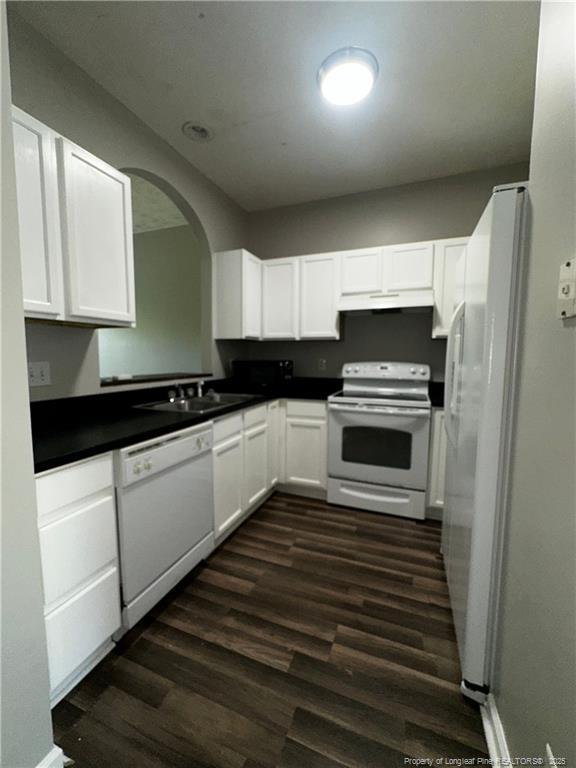 Building Photo - 907 Clarendon St