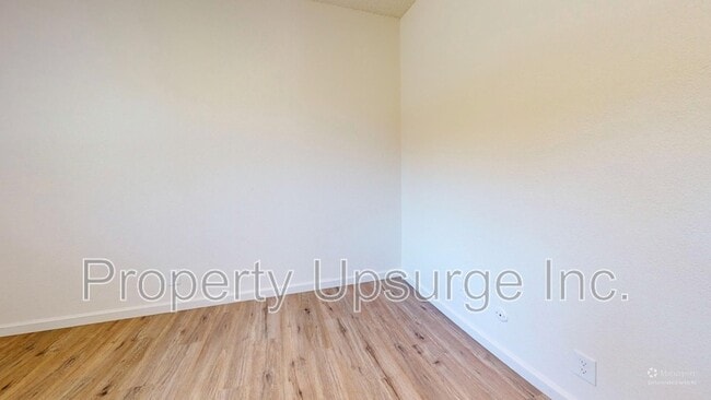Building Photo - 2741 Gilmore Ln