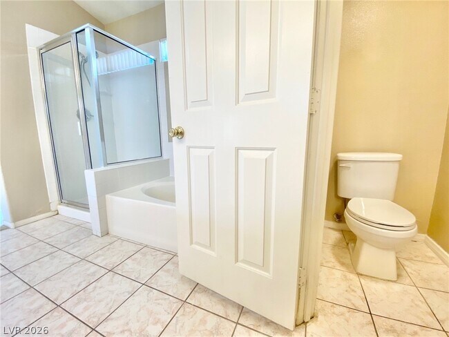 Building Photo - 4678 Carefree Dr