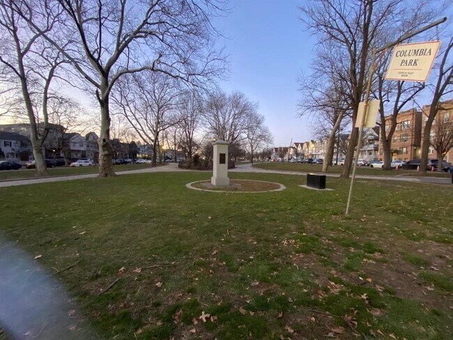 Building Photo - 144 Old Bergen Rd