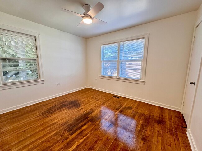 Building Photo - The Home You’ve Been Searching For!