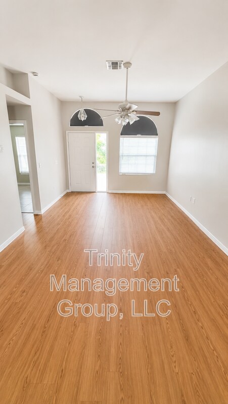 Building Photo - 9400 Alta Sol Way