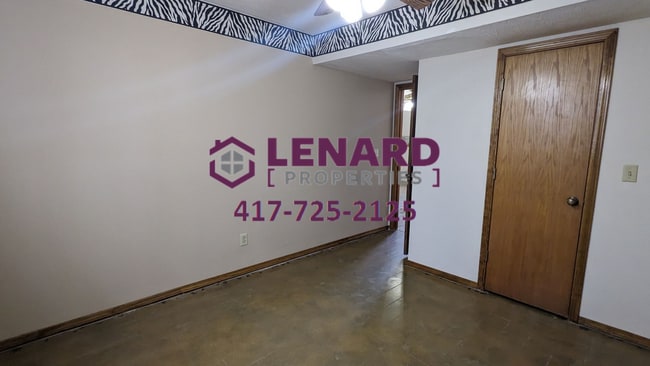 Building Photo - Farm House on 1 Acre of Land for rent!