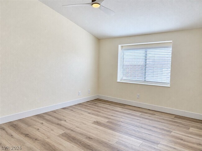 Building Photo - 3327 Erva St