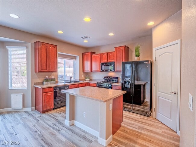 Building Photo - 7017 Whipple Manor St