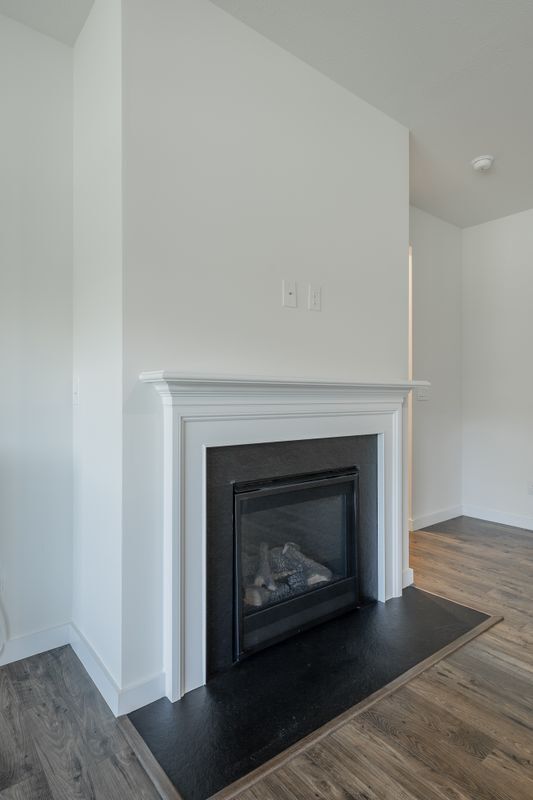 Building Photo - 10815 Upland Dr