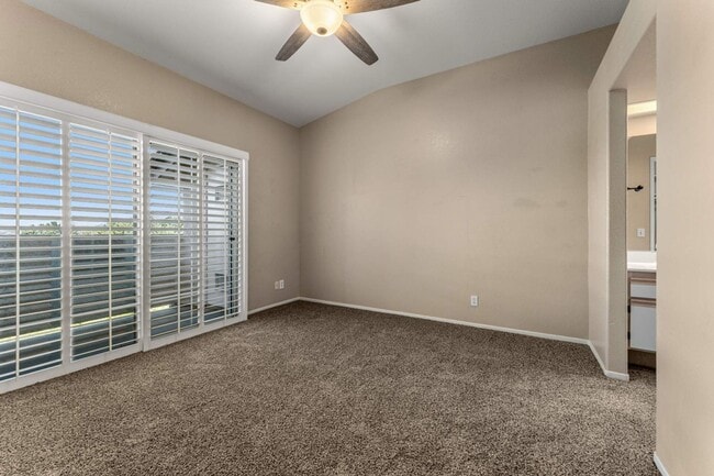 Building Photo - 1010 S Farralon Ln