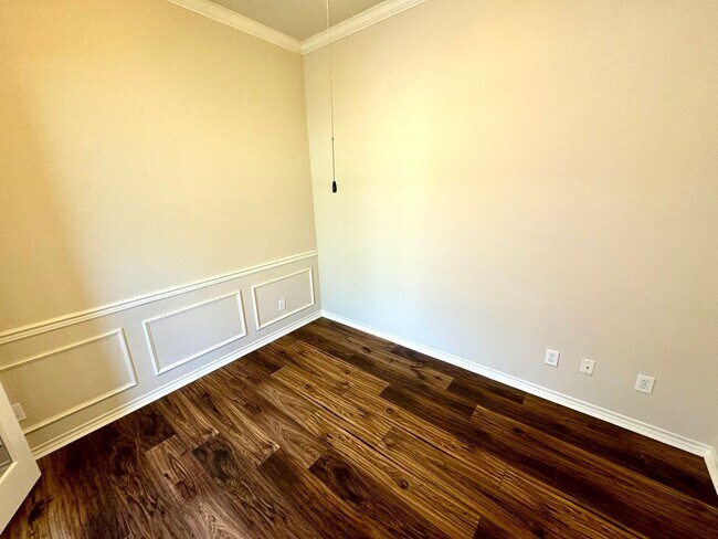 Building Photo - 1703 Stonewick Dr