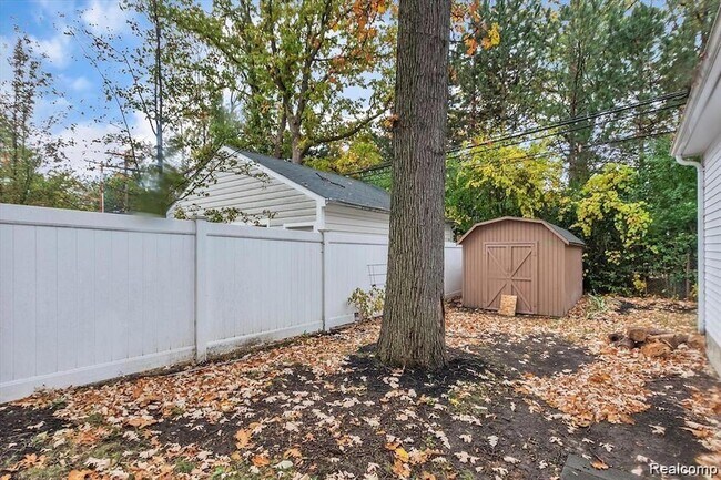 Building Photo - 3134 Harvard Rd