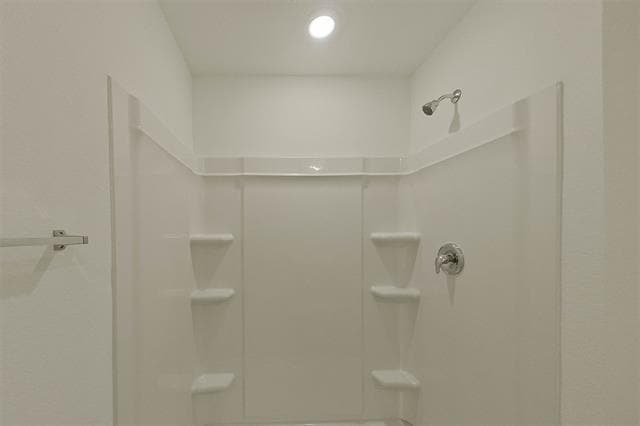 Building Photo - 1601 Parlier St