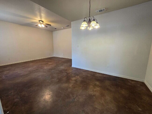 Building Photo - "Charming 3-Bedroom Duplex Retreat on Mandy
