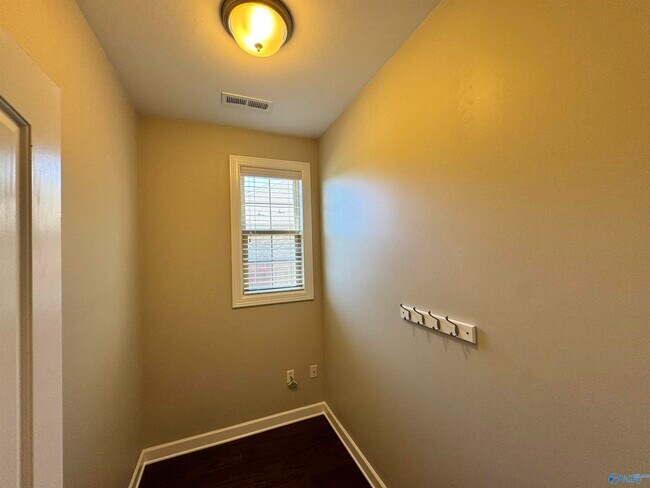 Building Photo - 155 Sougahatchee Dr