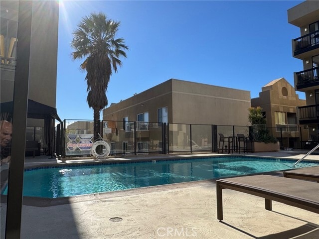 Building Photo - 7320 Hawthorn Ave