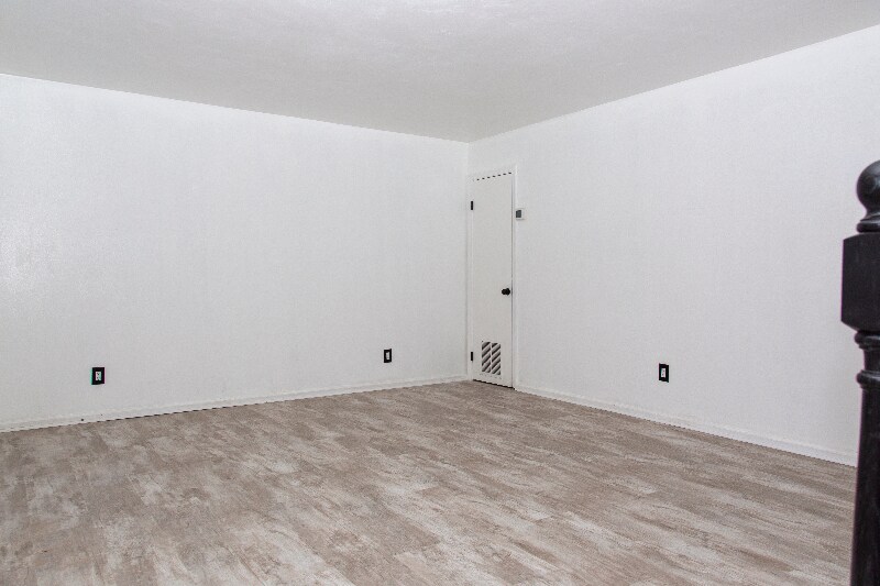 Building Photo - 3744 Cape Henry Ave