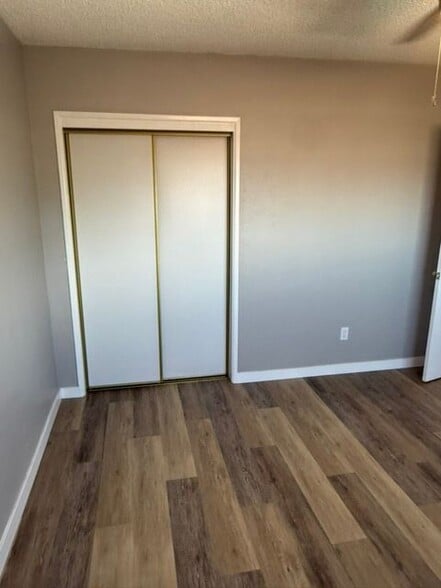 Building Photo - 474 Delaware St