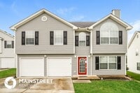 Building Photo - 2560 S Hills