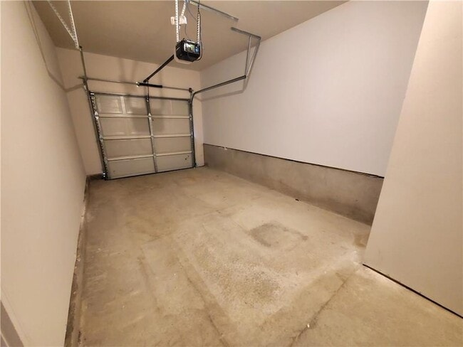 Building Photo - 143 Sawgrass Dr