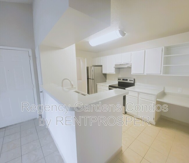 Building Photo - 4225 Thornbriar Ln