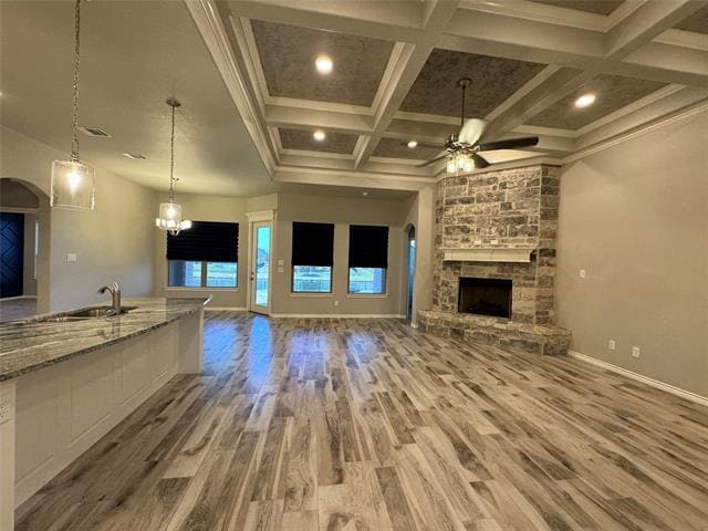 Building Photo - 6611 Pinehurst Dr