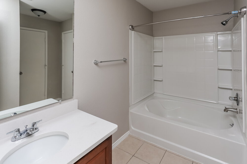 Building Photo - 2513 Buffalo Run