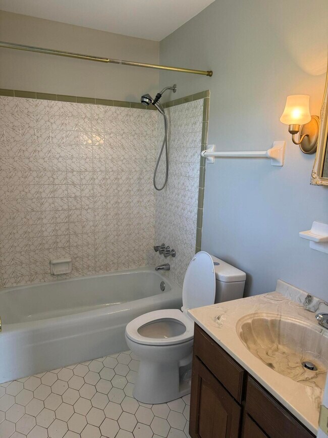 Building Photo - 3487 Ormond Cir