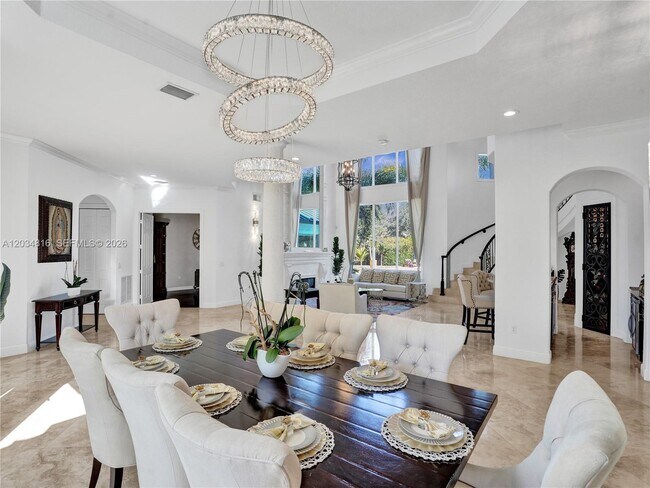 Building Photo - 14321 Jockey Cir