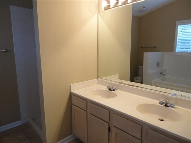 Building Photo - 546 Lakeview Dr