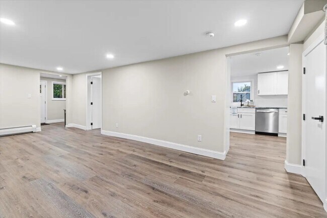 Building Photo - Goffstown Road