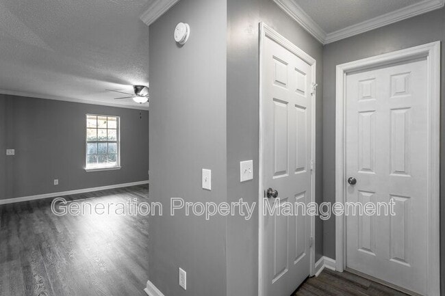 Building Photo - 4841 Brighton