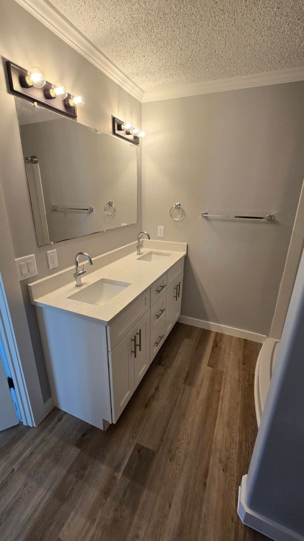 Building Photo - Updated South St. Petersburg Home – Comfortable Living in a Convenient Location! 4bed|2bath