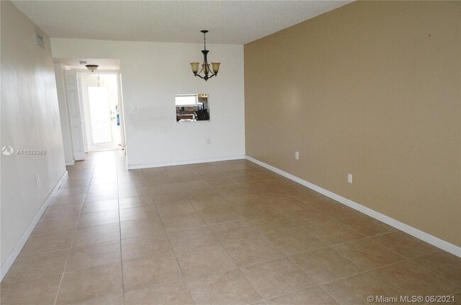 Building Photo - 8110 Sunrise Lakes Blvd