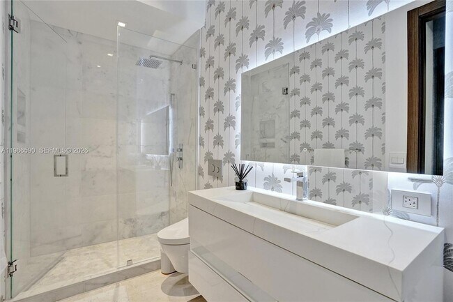 Building Photo - 20824 NE 37th Ave