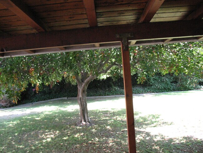 Building Photo - 3121 W Wyoming Ave