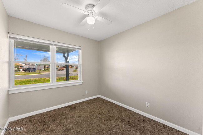 Building Photo - 2004 Greenbriar Blvd