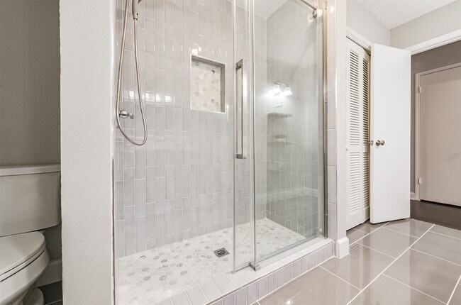 Building Photo - 14111 Misty Meadow Ln