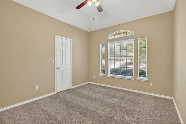 Building Photo - 5933 Brightwood Dr
