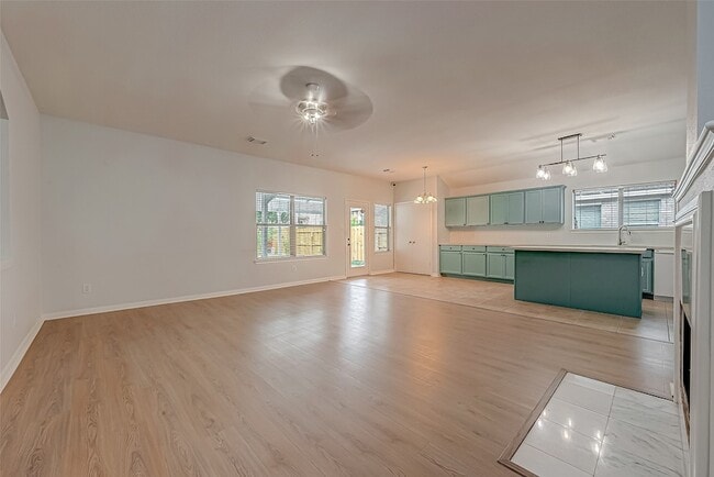 Building Photo - 1922 Bevington Oaks Cir