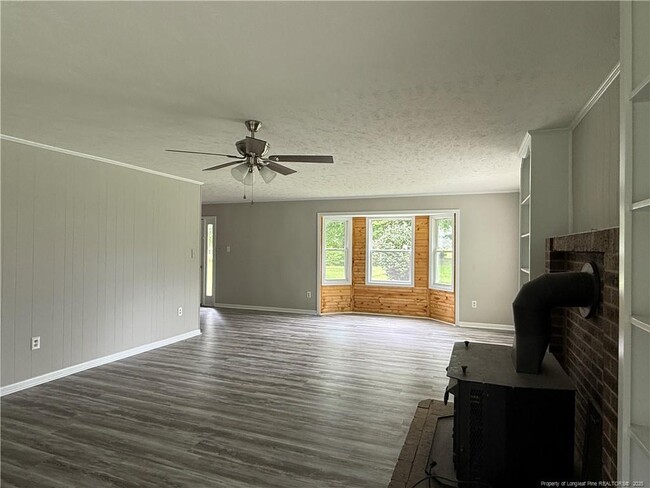 Building Photo - 1057 Andrews Rd
