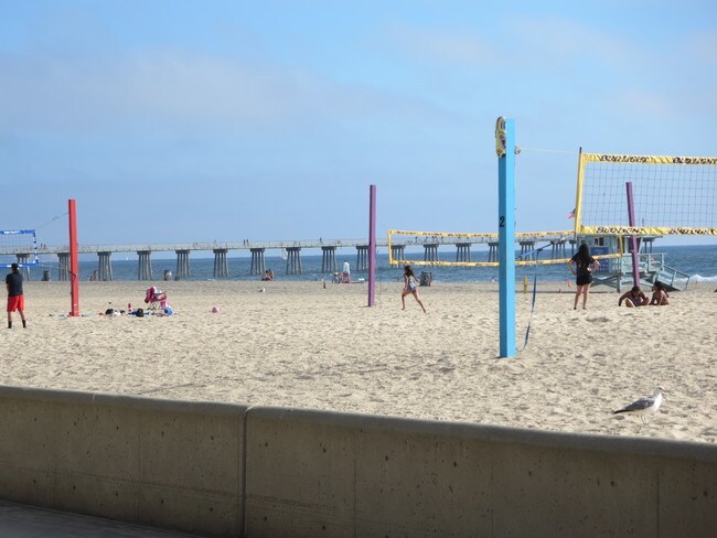 Building Photo - 1702 Hermosa Ave