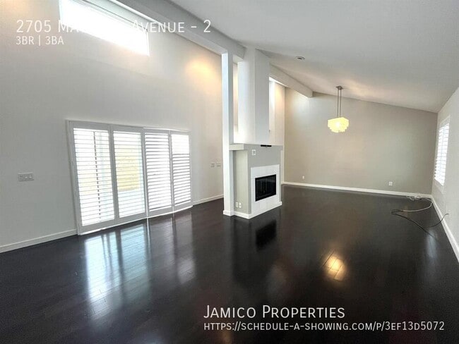 Building Photo - 2705 Mathews Ave