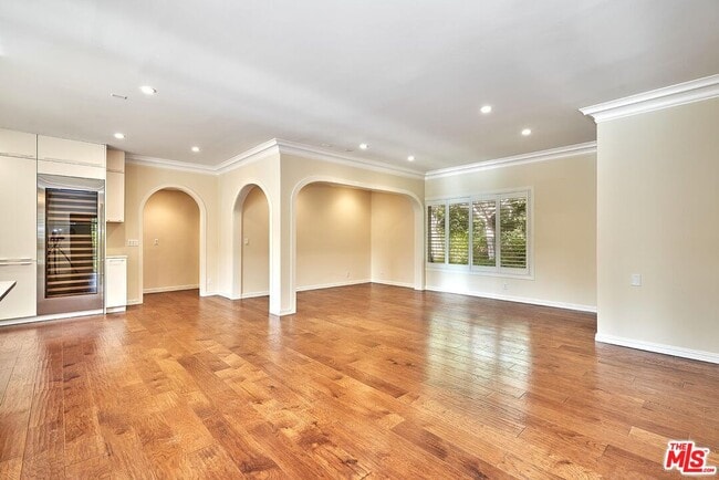 Building Photo - 69 Fremont Pl