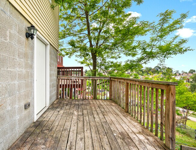 Building Photo - 759 Gallion Ave