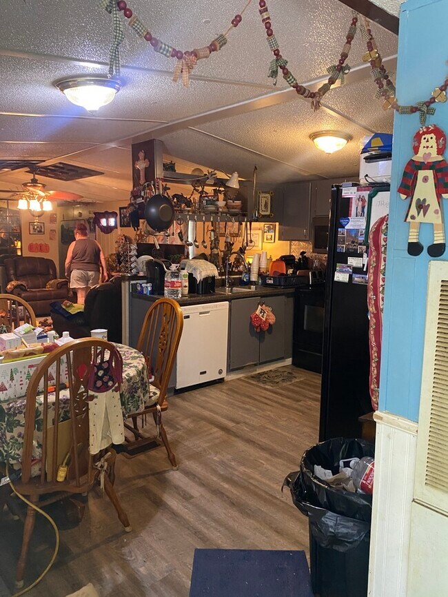 Building Photo - 1197 Ward Pl