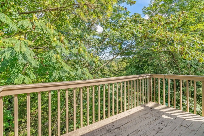 Building Photo - 1034 Brittany Deanne Ln