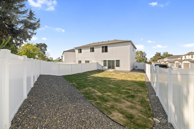 Building Photo - 1162 S Underwood Pl