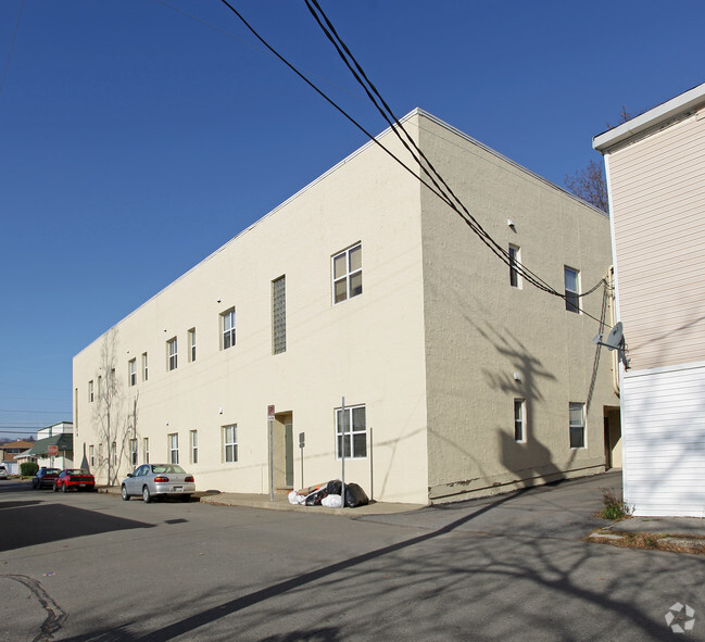 Building Photo - Freeland Senior Apartments