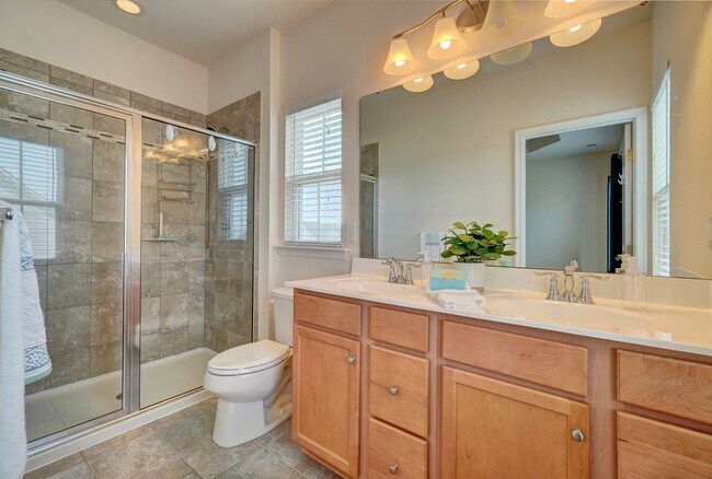 Building Photo - READY 08-17-26l!! A 3-Bedroom Townhome w/Garage in Culpepper Landing! Community Pool, Dog Park, P...