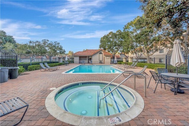 Building Photo - 28081 Montecito