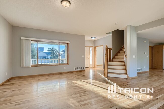 Building Photo - 1312 Miles Ct